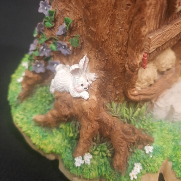 Vintage San Francisco Music Box Bear In A Tree Stump Outhouse ~ As Time Goes By - Picture 8 of 11